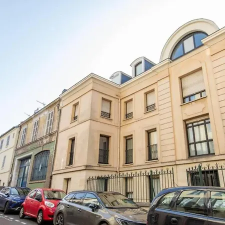 Geranimus Versailles: Notre-dame Apartamento Versalhes