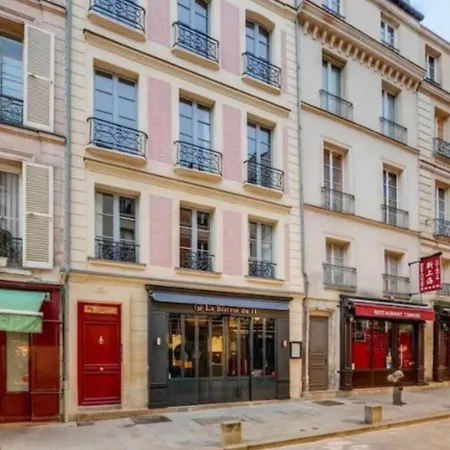 Apartamento Geranimus Versailles: Notre-dame Versalhes